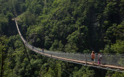 National Geographic – Tibetan bridge