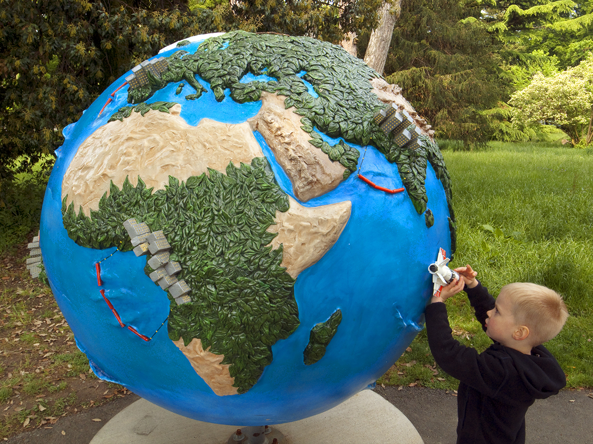 Cool Globes - Hot ideas for a cooler Planet, Geneva, Switzerland